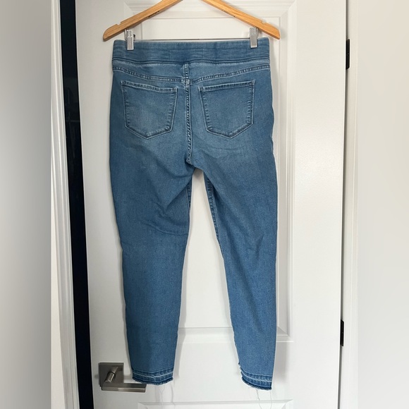 Old navy rockstar pull on jeggings size 10 - Picture 6 of 7